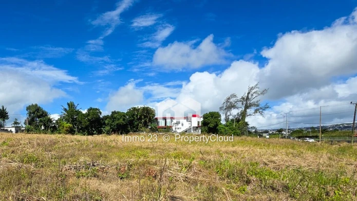 Stunning plot of land next to the motorway