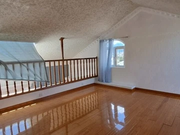 5 Bedroom Apartment
