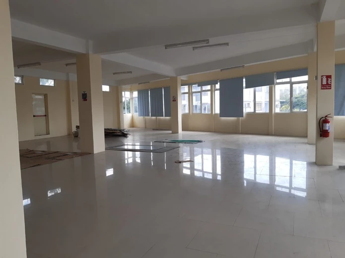 Offices of 4000 Square Feet