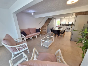 3 Bedroom Townhouse, Duplex