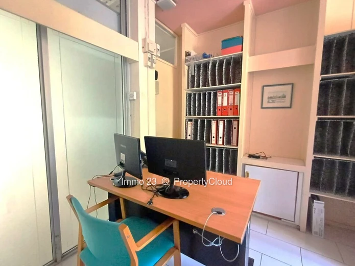 (Français) Espace de bureau