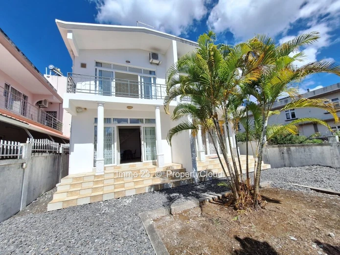 Duplex for rent