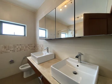 4 Bedroom Apartment