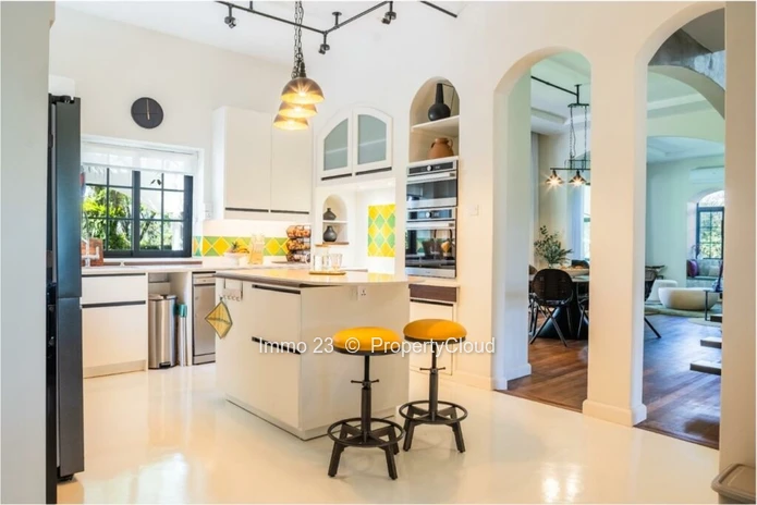 Villa for sale