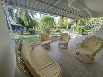 4 Bedroom Townhouse, Duplex
