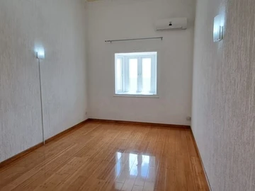 5 Bedroom Apartment