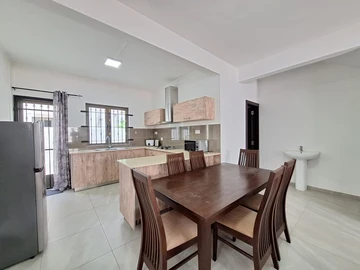 2 Bedroom Townhouse, Duplex