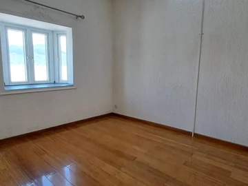 5 Bedroom Apartment