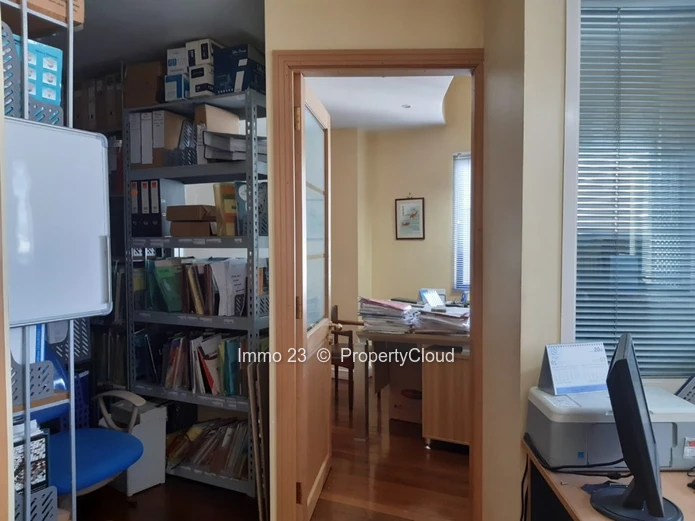 Office of 52 Square Meters