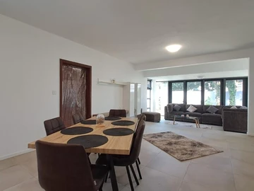 3 Bedroom Townhouse, Duplex