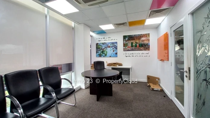 Grand espace bureau a louer