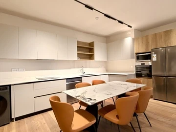 3 Bedroom Apartment