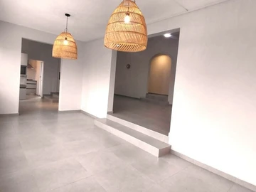 6 Bedroom House