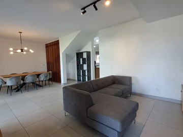4 Bedroom Townhouse, Duplex