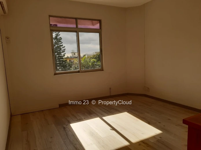 Office of 1300 Square Feet