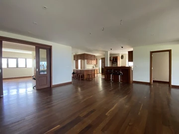 4 Bedroom Apartment