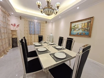 4 Bedroom Apartment