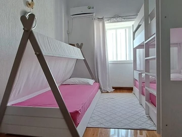 5 Bedroom Apartment