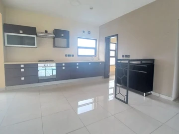 4 Bedroom Apartment