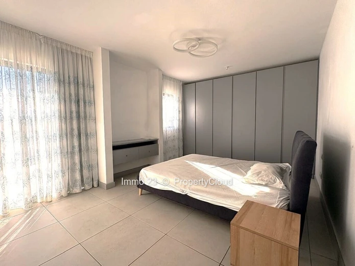 Duplex for rent