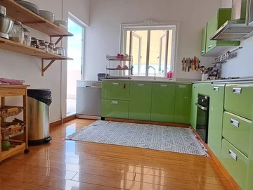 5 Bedroom Apartment