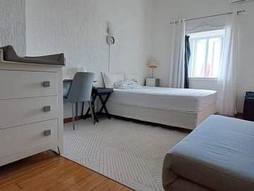 5 Bedroom Apartment