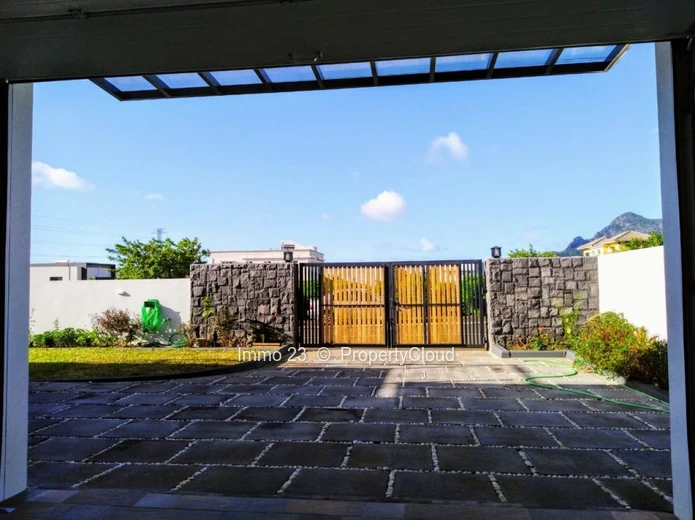 Superb House for rent