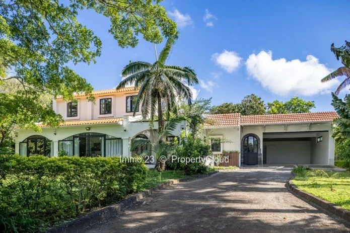 Villa for sale