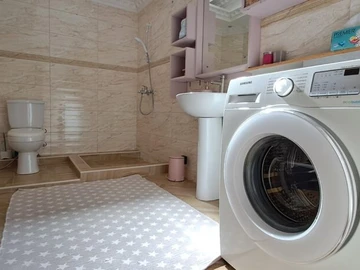 5 Bedroom Apartment