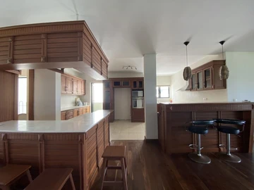 4 Bedroom Apartment