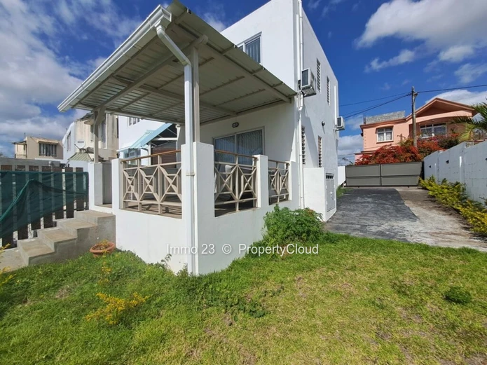Duplex for rent