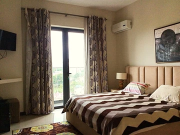 4 Bedroom Apartment