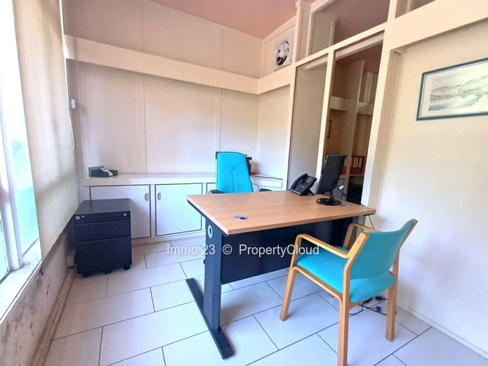 (Français) Espace de bureau