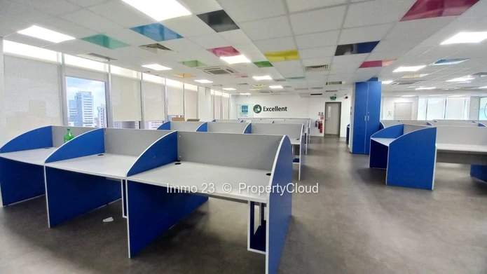 Grand espace bureau a louer