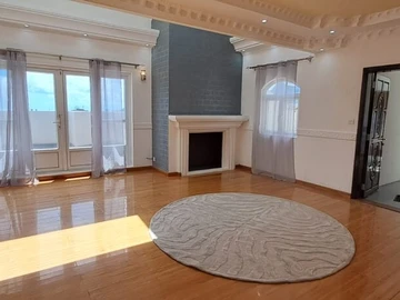 5 Bedroom Apartment