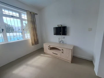 2 Bedroom Townhouse, Duplex