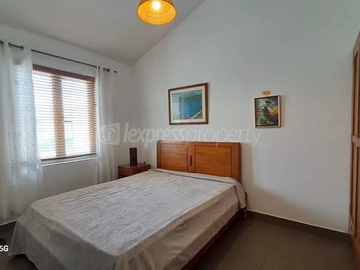 6 Bedroom Townhouse, Duplex