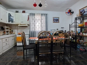 5 Bedroom Apartment