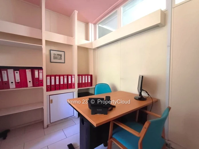 (Français) Espace de bureau