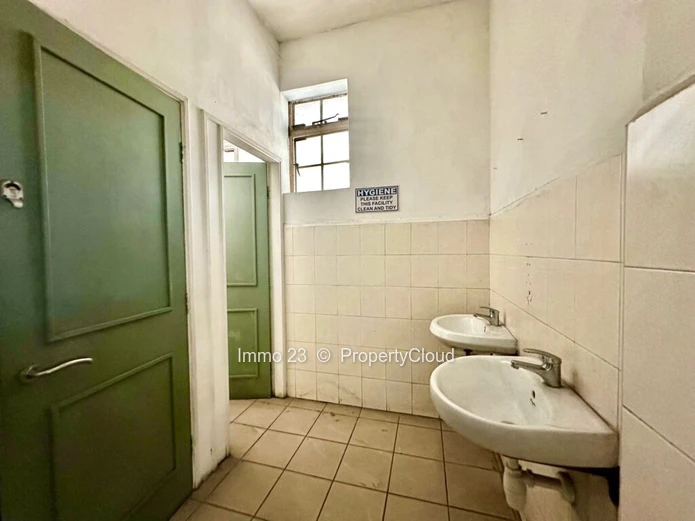 Warehouse for rent