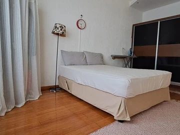 5 Bedroom Apartment