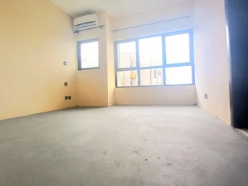 4 Bedroom Apartment