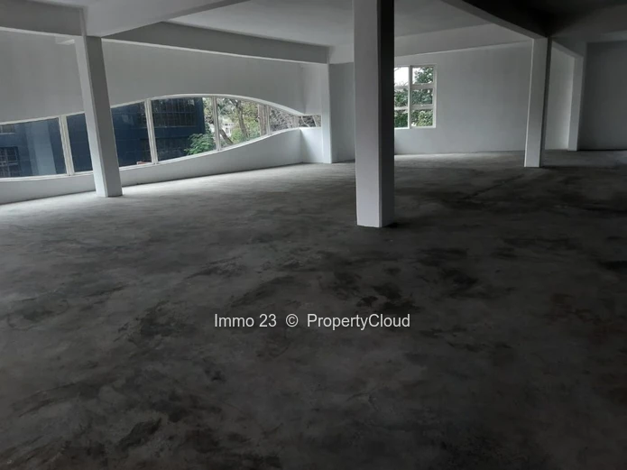Office of 5000 Square Feet
